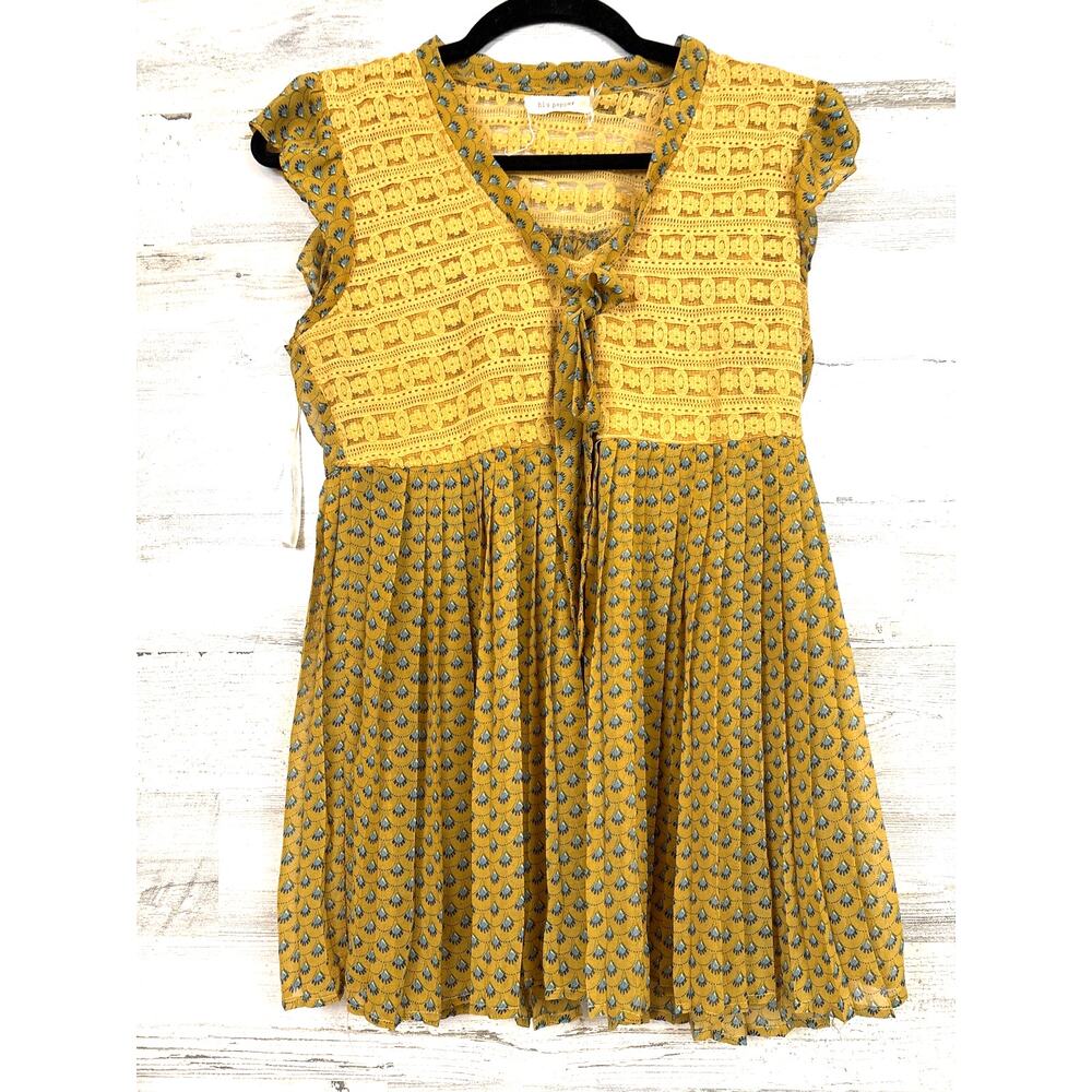 Blu Pepper Womens M Yellow Blue Floral Sleeveless Boho Blouse Lightweight